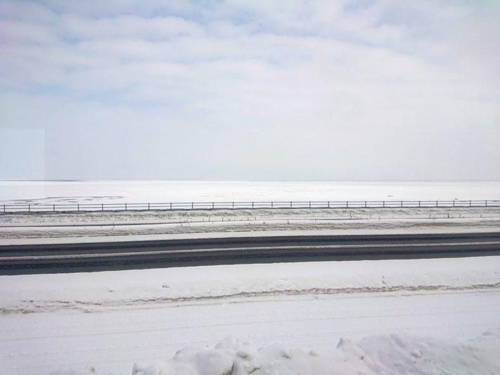 釧網本線北浜~網走間　車窓から望む流氷