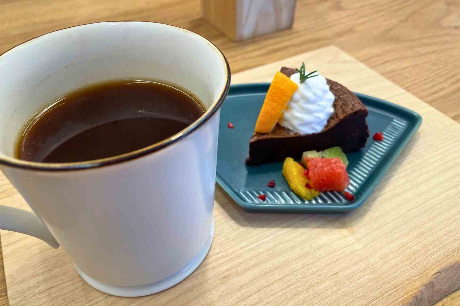 「喫茶室COROICO（コロイコ）」　福岡県大川市　ガトーショコラ