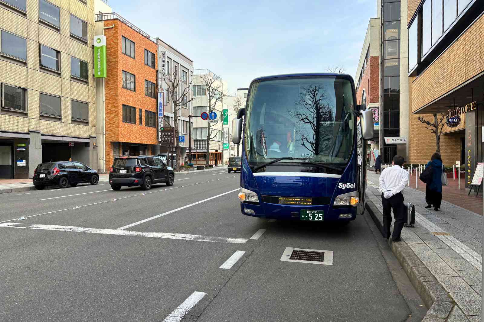 松本駅東口　バス停　高速バス