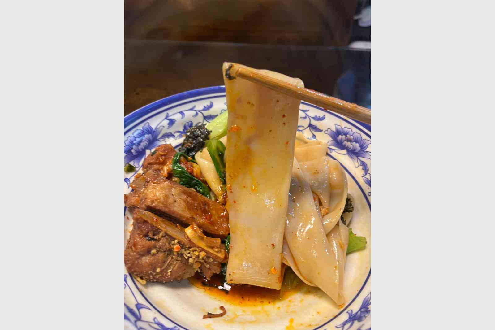 香港　ビャンビャン麺