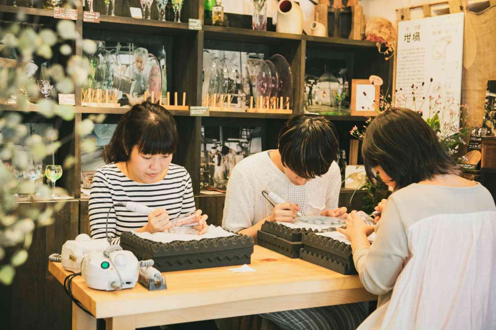 墨田区　ガラスの本の博物館
