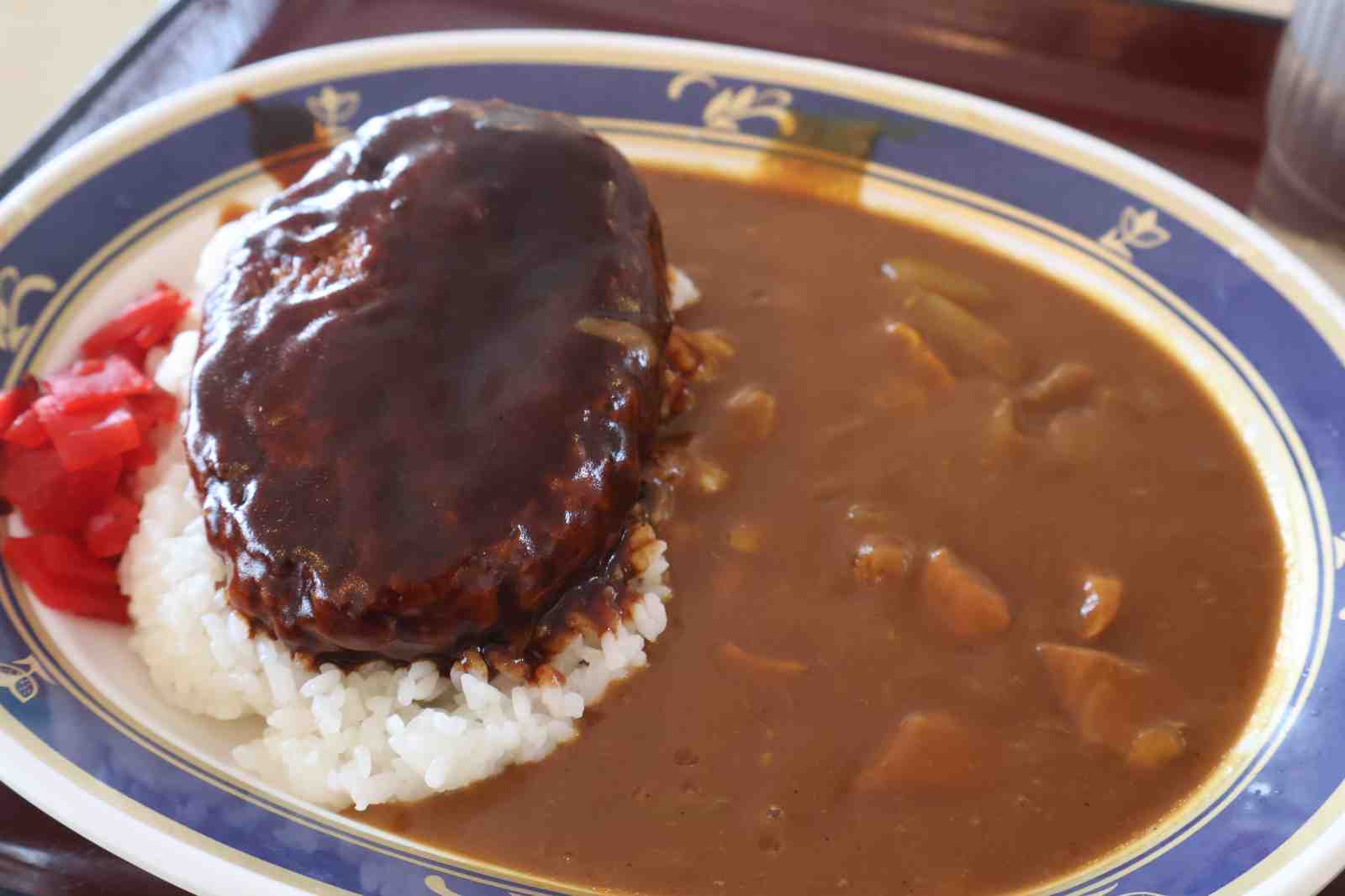 道の駅 美ヶ原高原　レストラン・コンポート　ハンバーグカレー