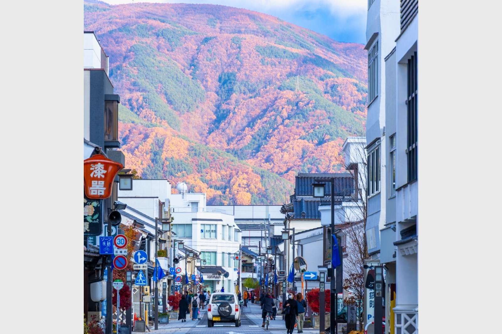 松本市　中町通り　紅葉