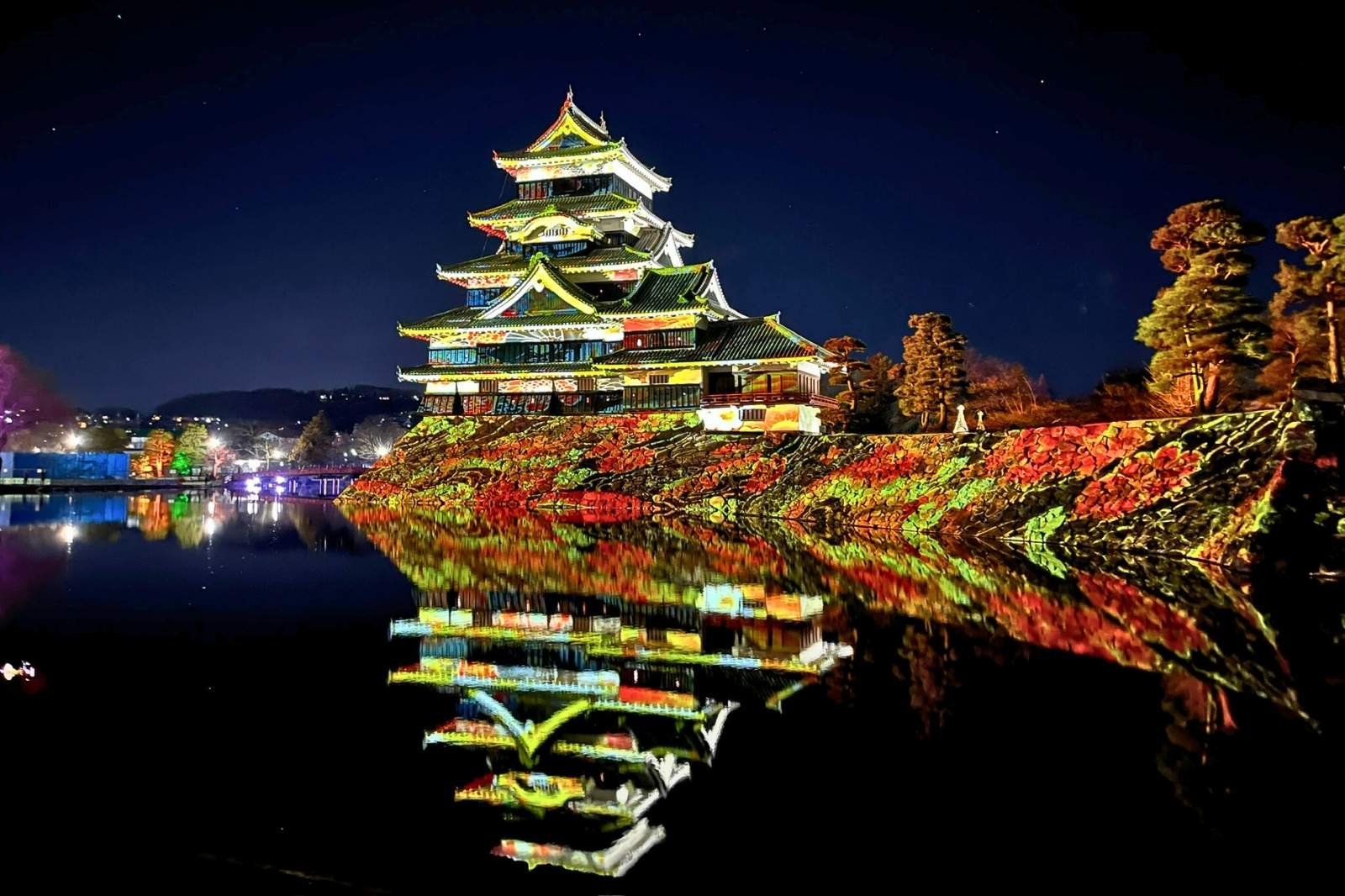 【2026年】国宝松本城天守ナイトツアー付き宿泊プラン販売開始！